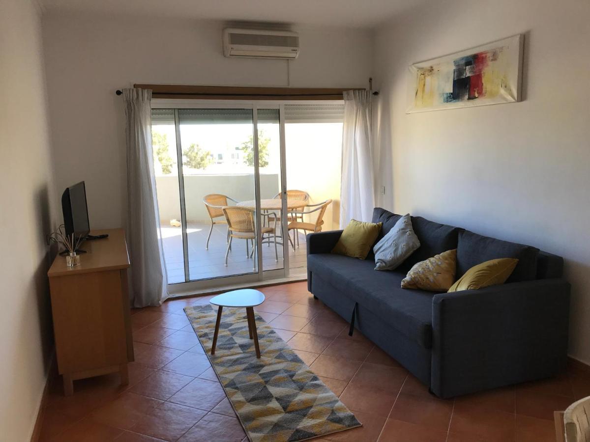 Do Mar Lovely First Floor With Pool Apartment