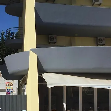 Condo Do Mar Lovely First Floor Apartment With Pool Lagos Exterior photo